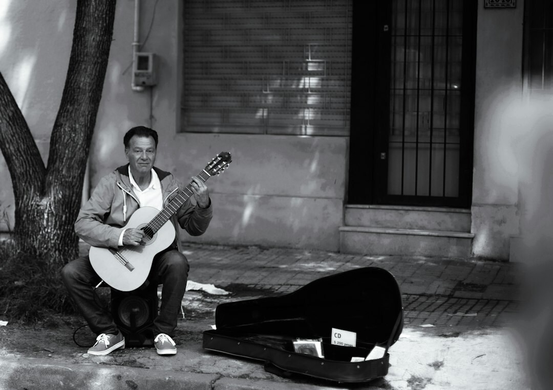 jorge drexler on stage